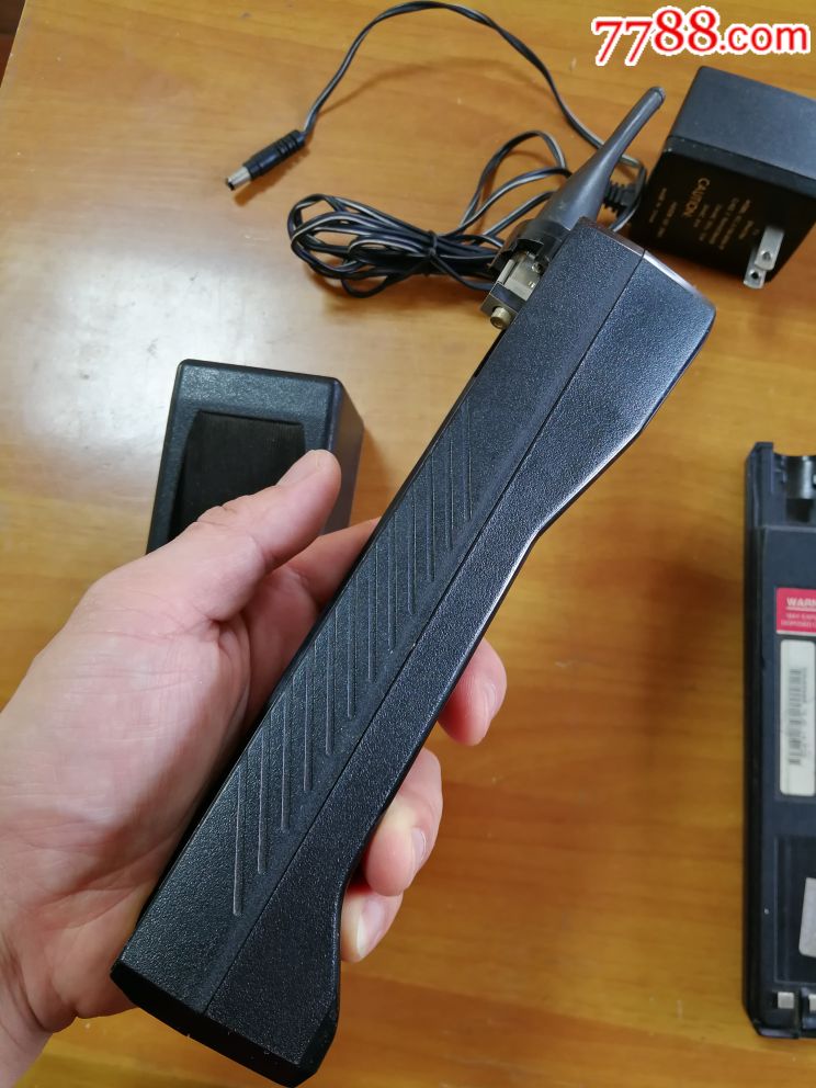 摩托罗拉8*00X-2大哥大古董大哥大