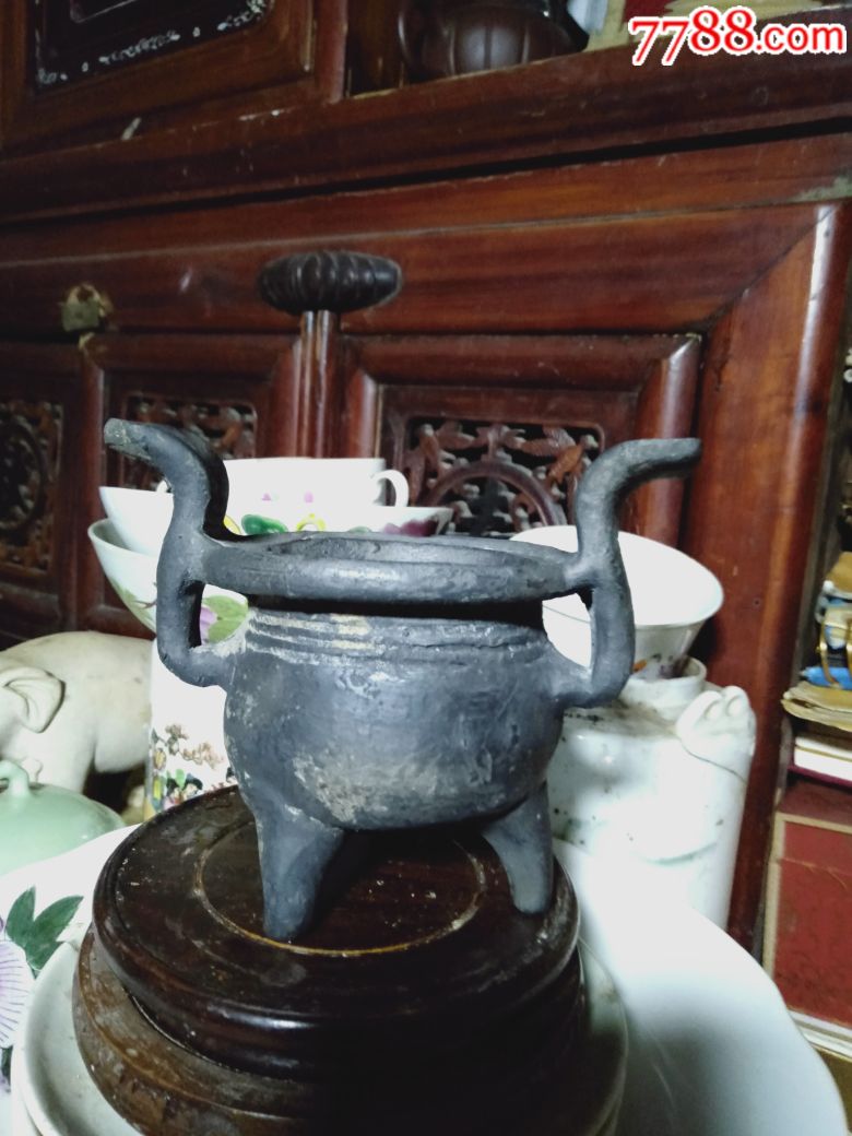 陶香炉