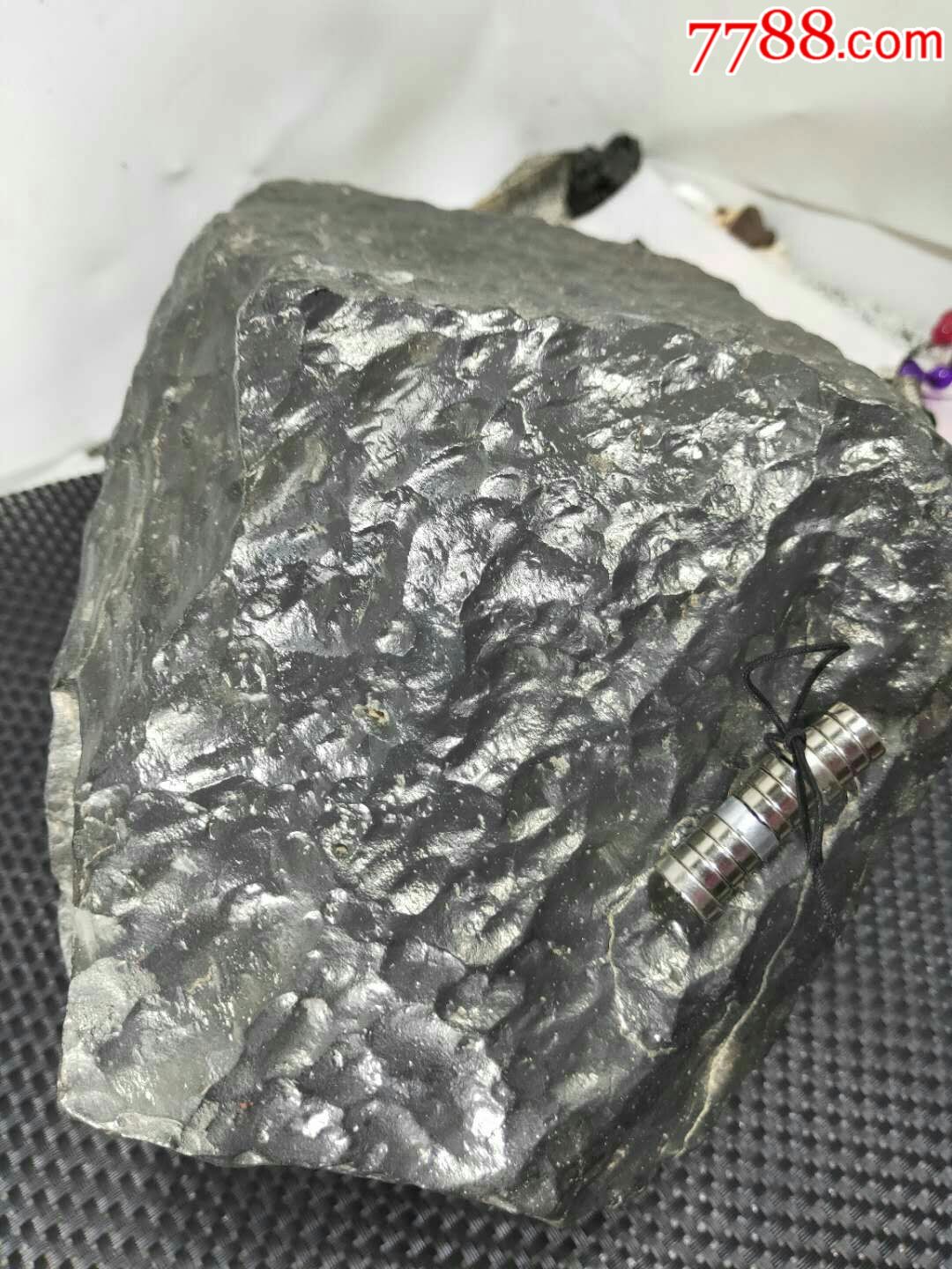 收藏级新疆罗布泊甘沟橄榄陨石铁陨石35斤