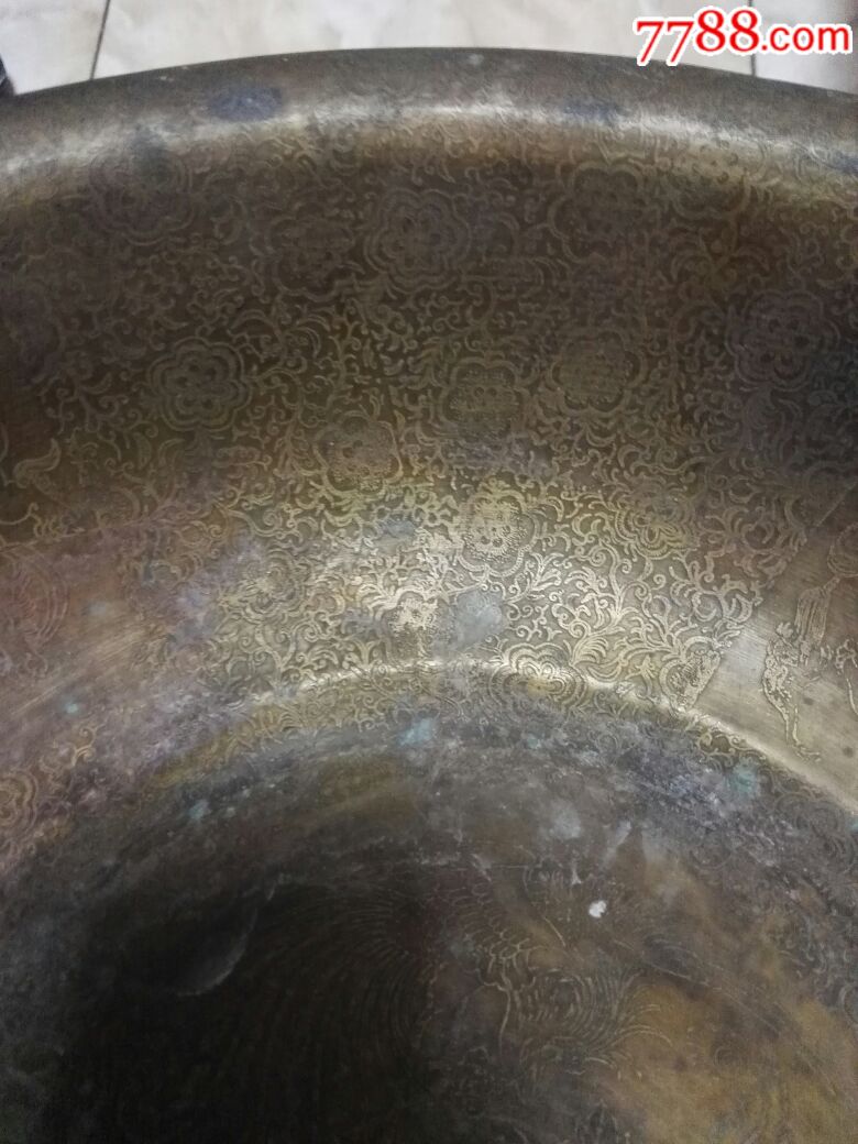 咸丰年制錾花铜盆,口径35公分高9公分_价格800.