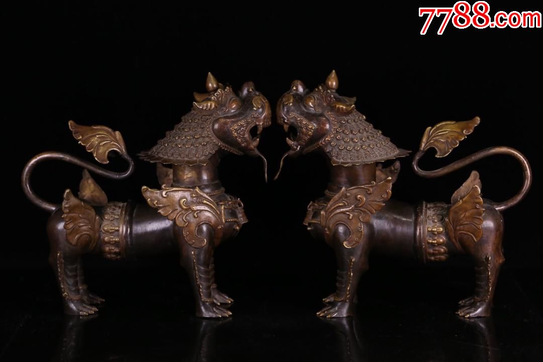 旧藏铜麒麟摆件一对