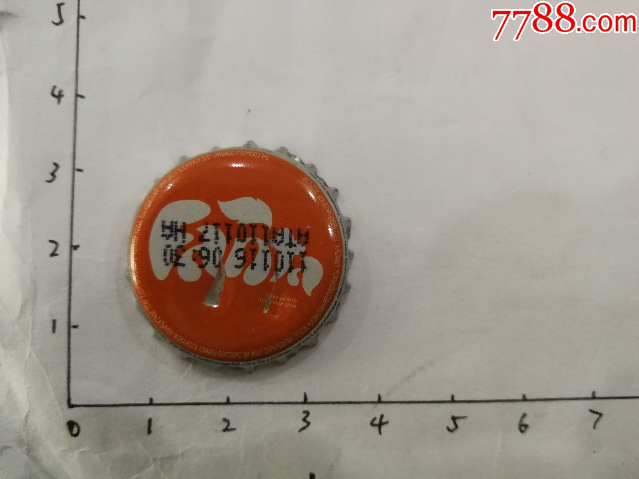 哈萨克斯坦芬达瓶盖如图品相