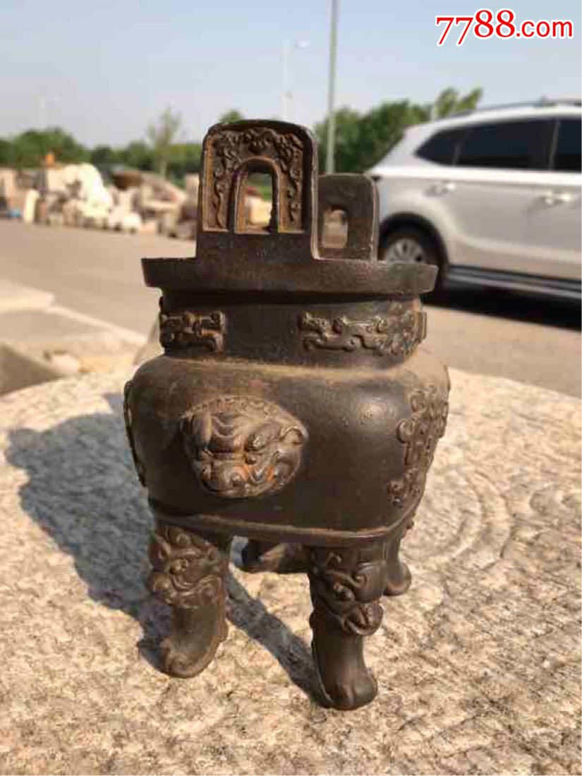 清代,兽头铸铁香炉