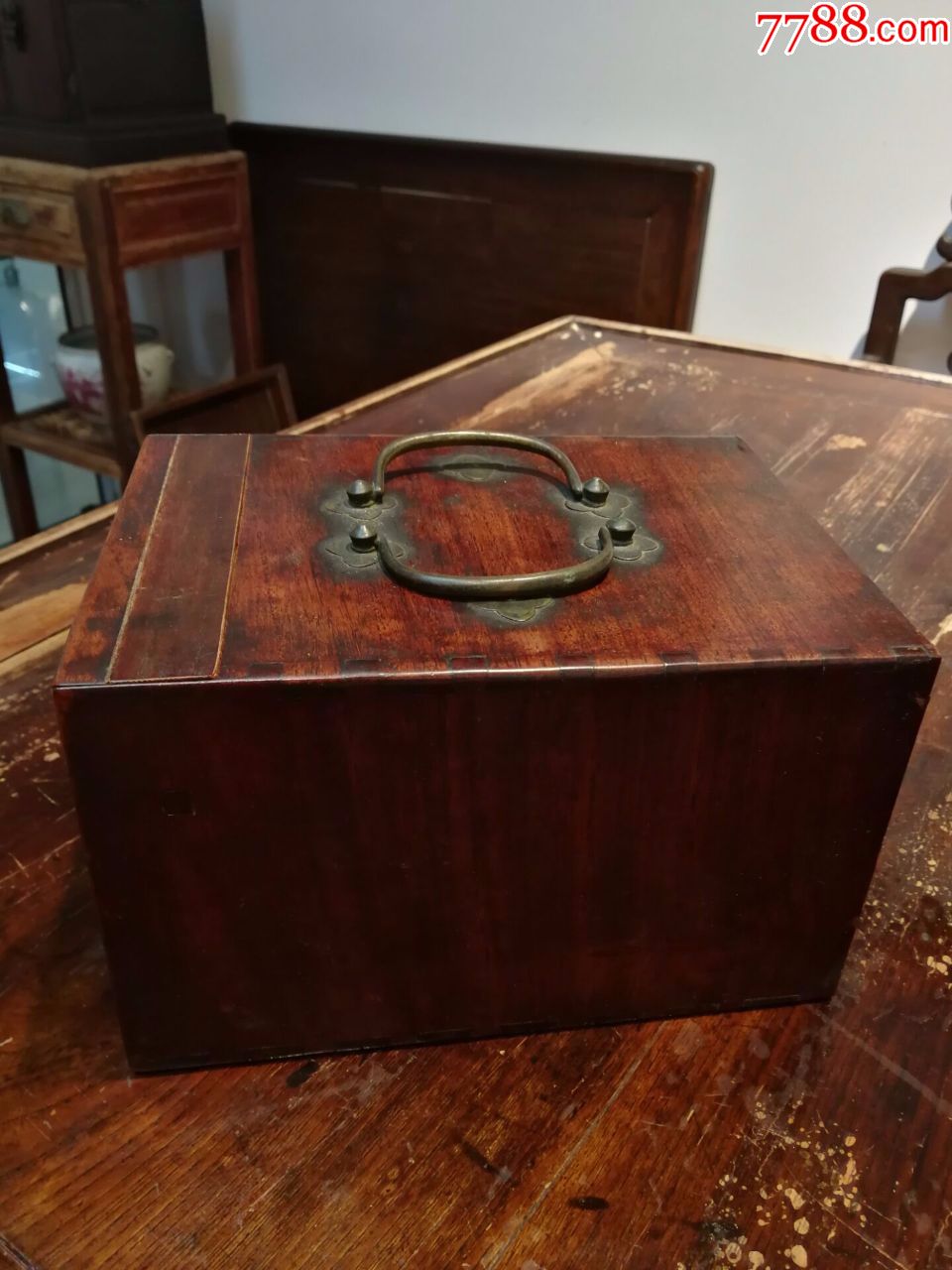 清代榉木梳妆盒