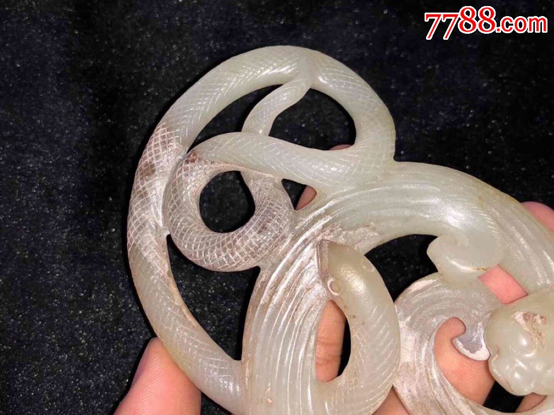 重器和田玉龙蛇斗玉佩摆件手工雕刻造型精美工艺细致精品一件料