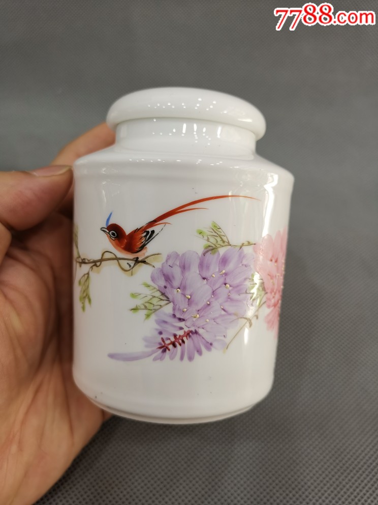 陶瓷大师高文海作品茶叶罐一对.高10厘米,宽7.3厘米,全品.