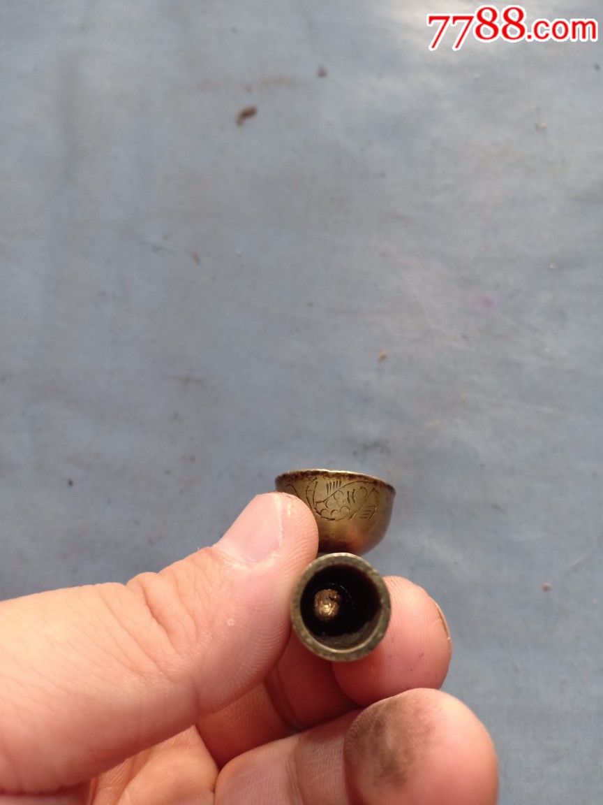 (箱15)清代连顺成商号刻铜鱼铜烟锅,5*2*2.5cm