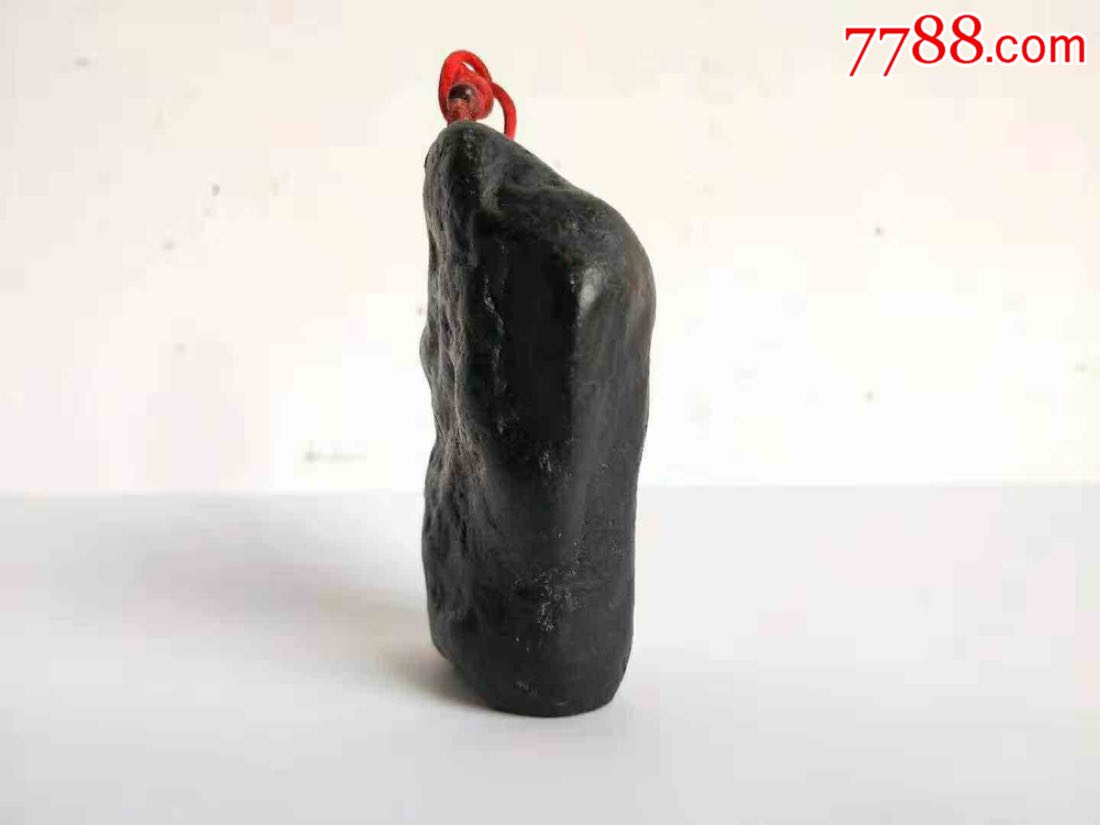 煤精石随形老印章煤精石又称煤玉,黑碳石,黑宝石,雕漆煤等,是褐煤的一