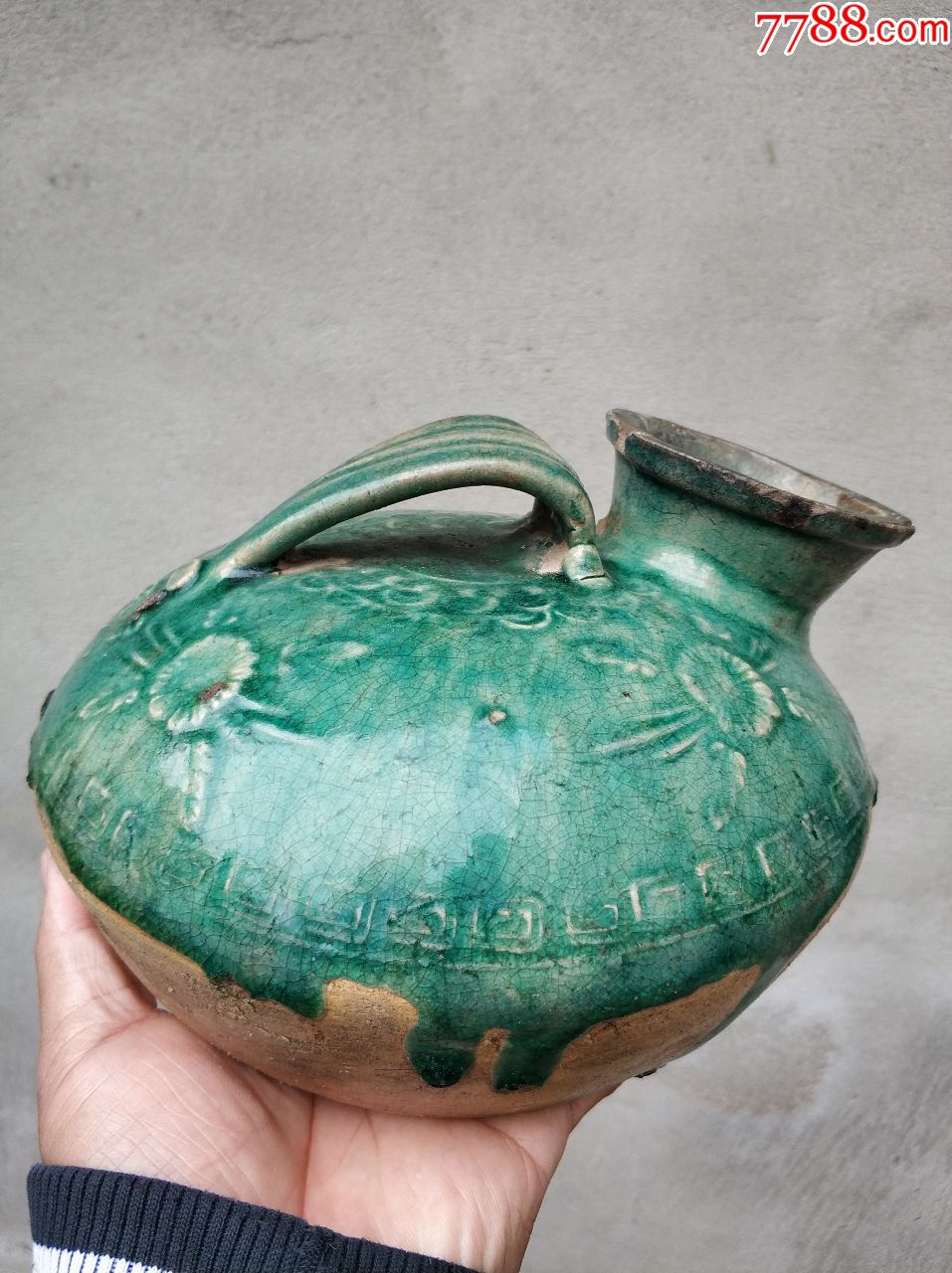 陶器夜壶,小磕,没有冲线,高13厘米,直径20厘米