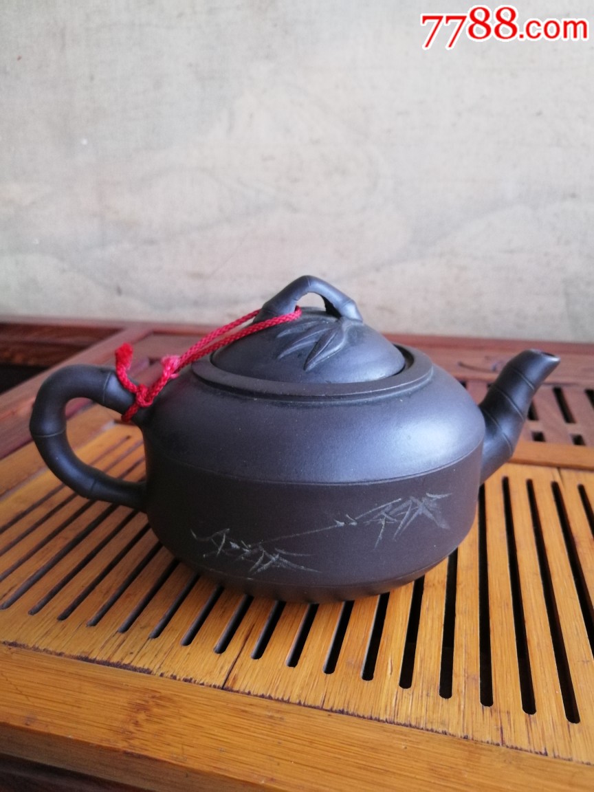 80年代左右张丽华款紫砂壶