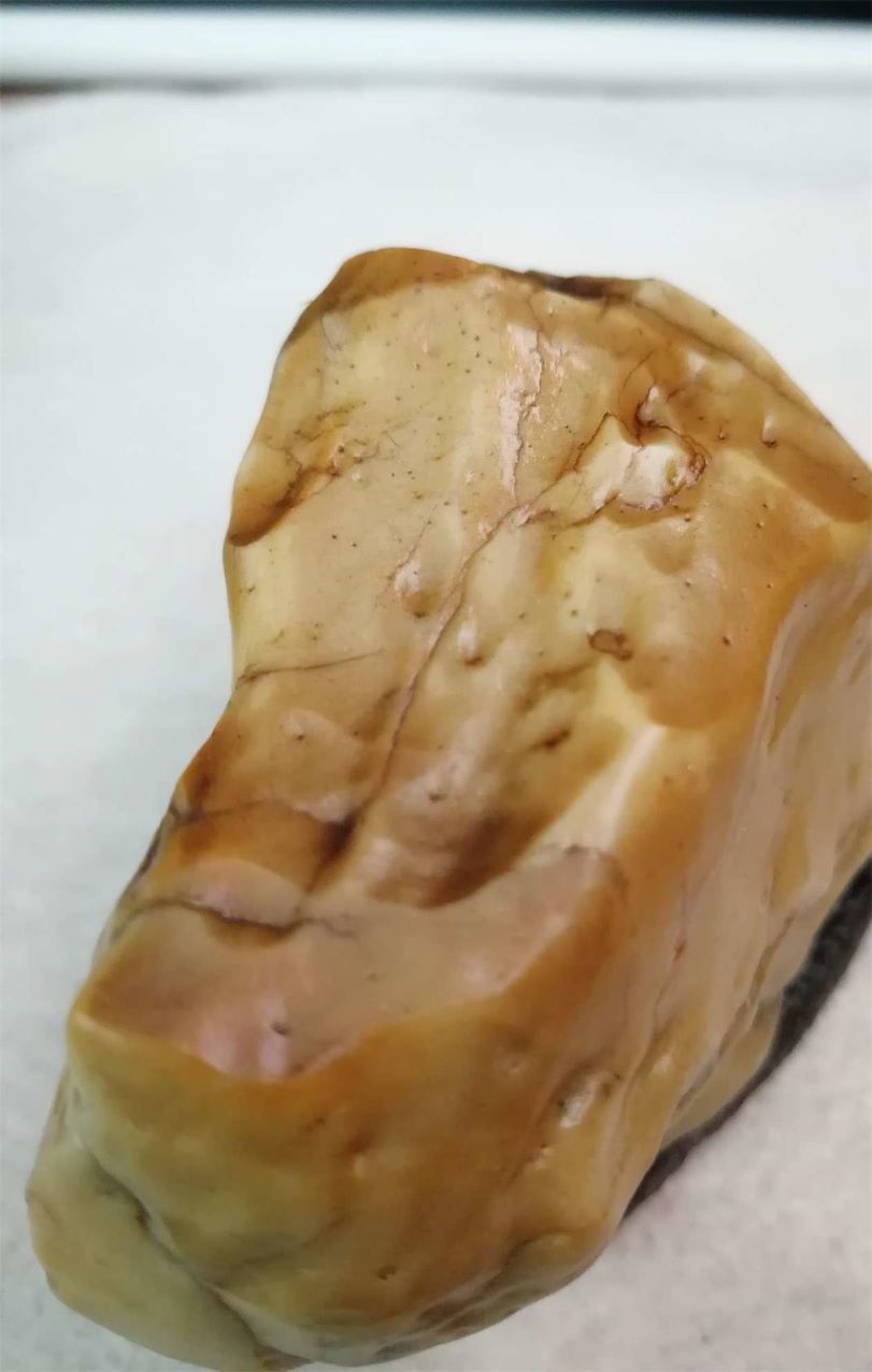 311克泥石玉.