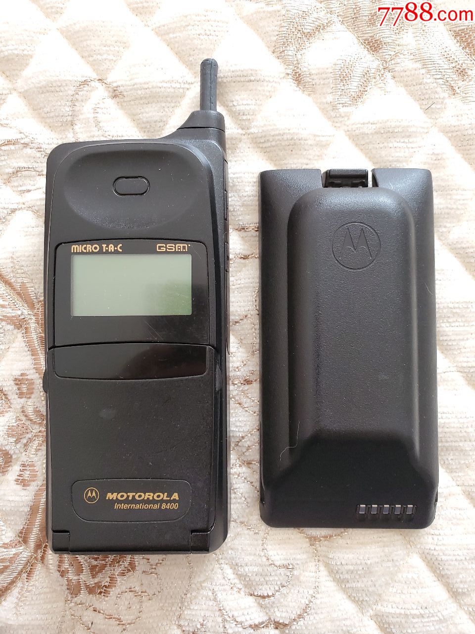 摩托罗拉8400