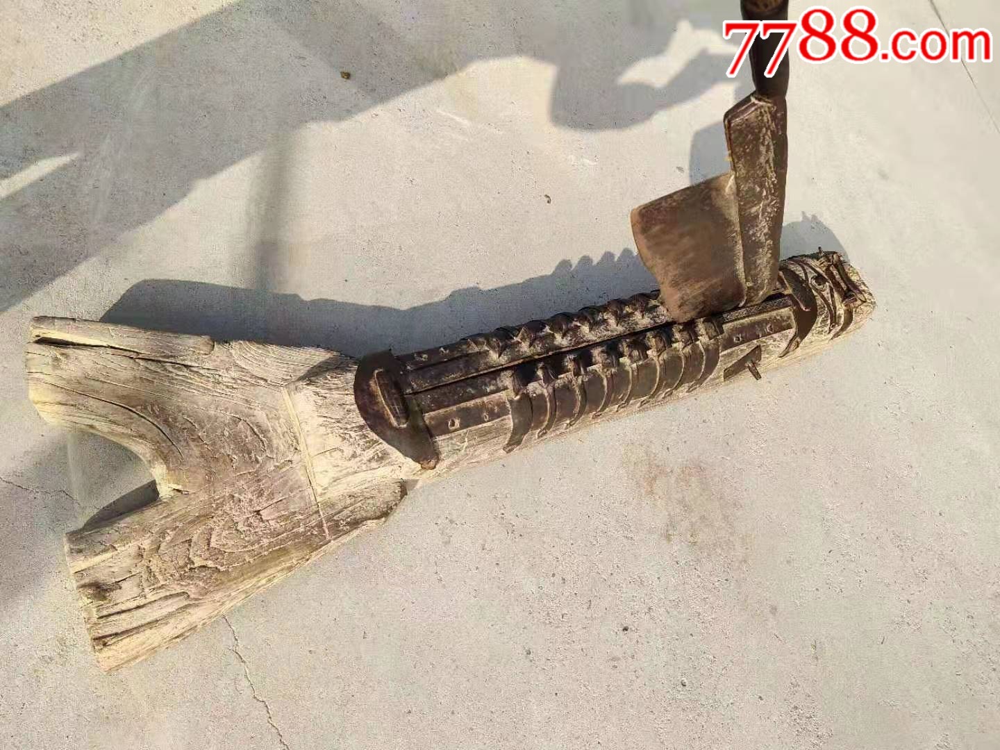 下乡收的精品【老铡刀】,保存完整正常使用