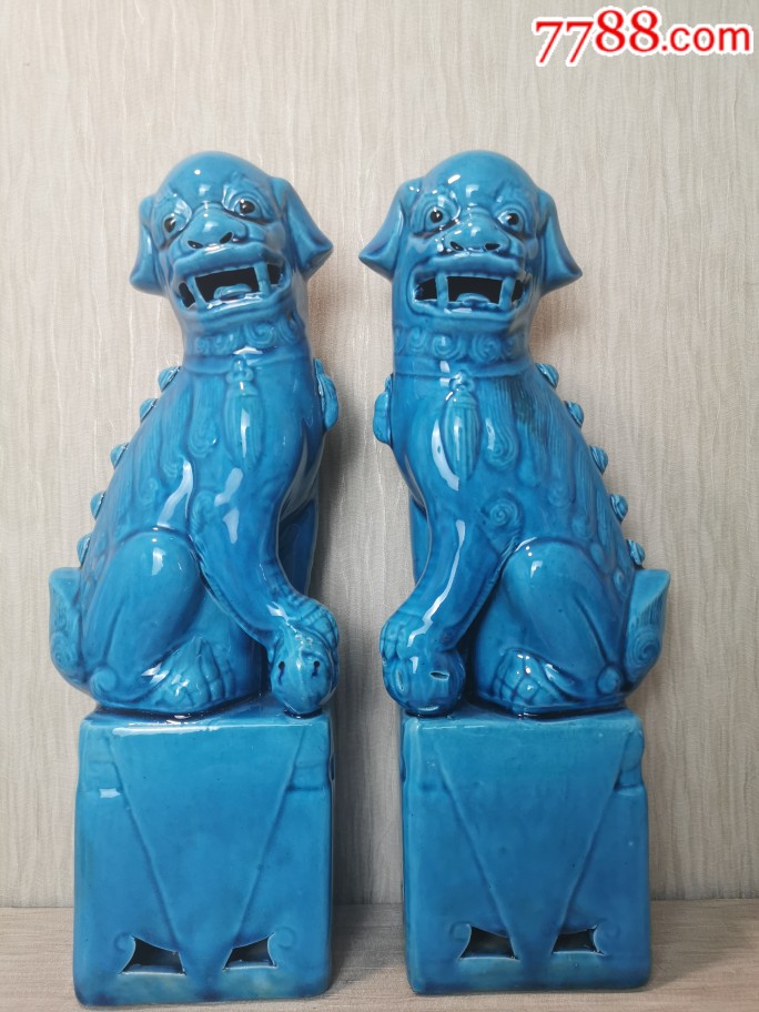 七八十年代景德镇蓝釉狮子一对,全品-雕塑瓷/瓷雕