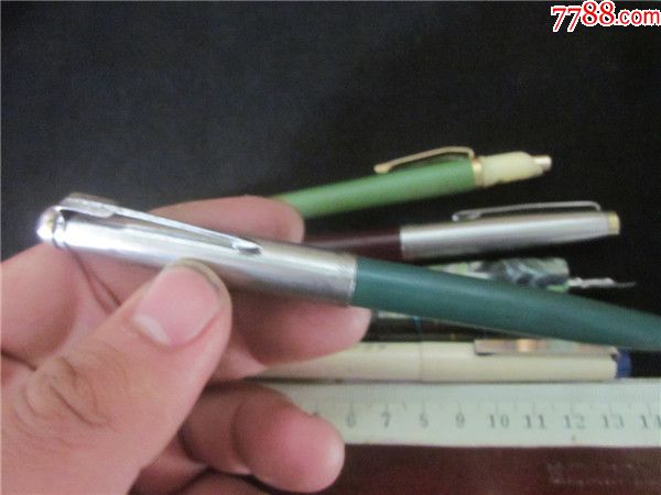 上世纪60-70年代钢笔圆珠笔等老笔具文具一组6只合售.