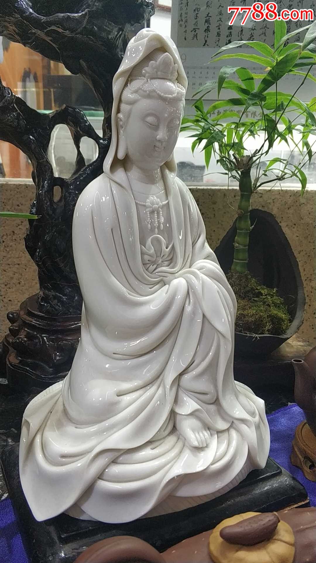 观音菩萨佛像摆件德化白瓷披坐观音工艺品高31cm