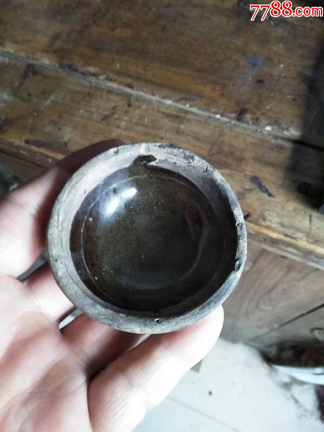 老窑瓷油灯一组.