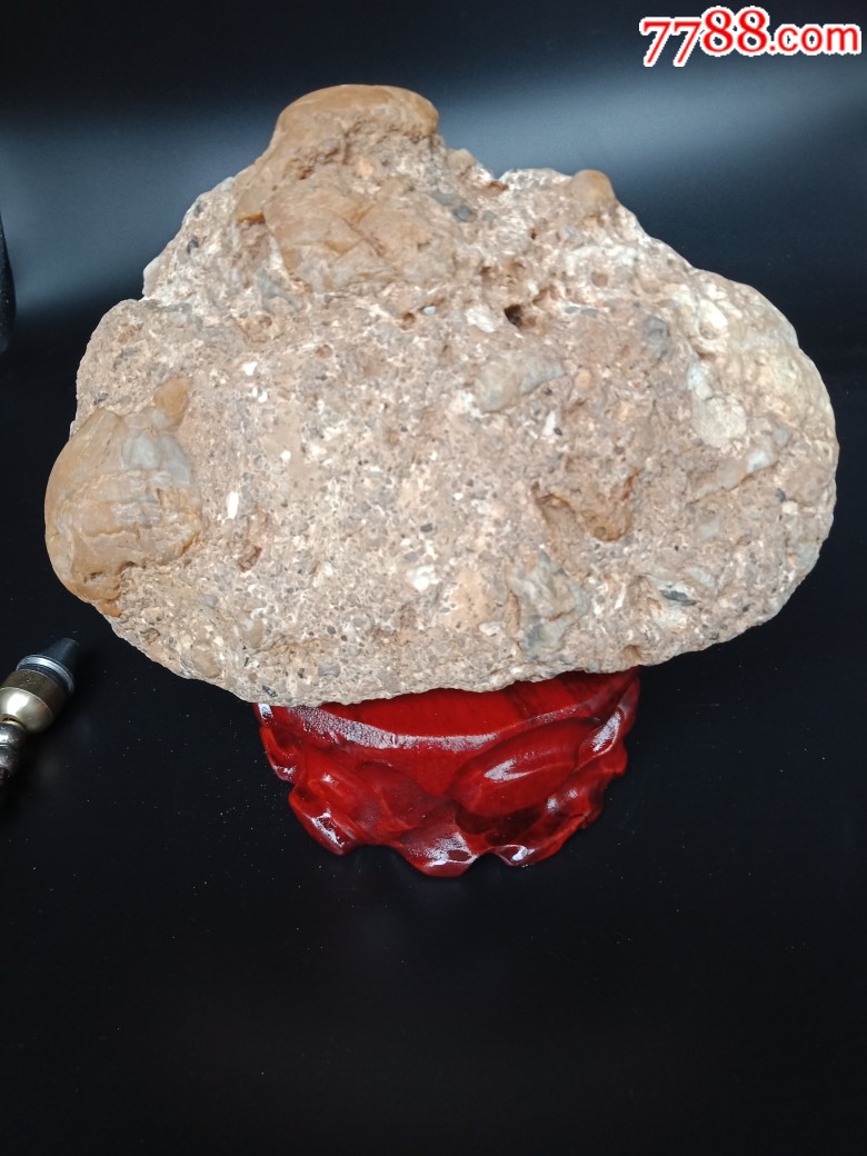 玻璃陨石,化石晶体(透光)