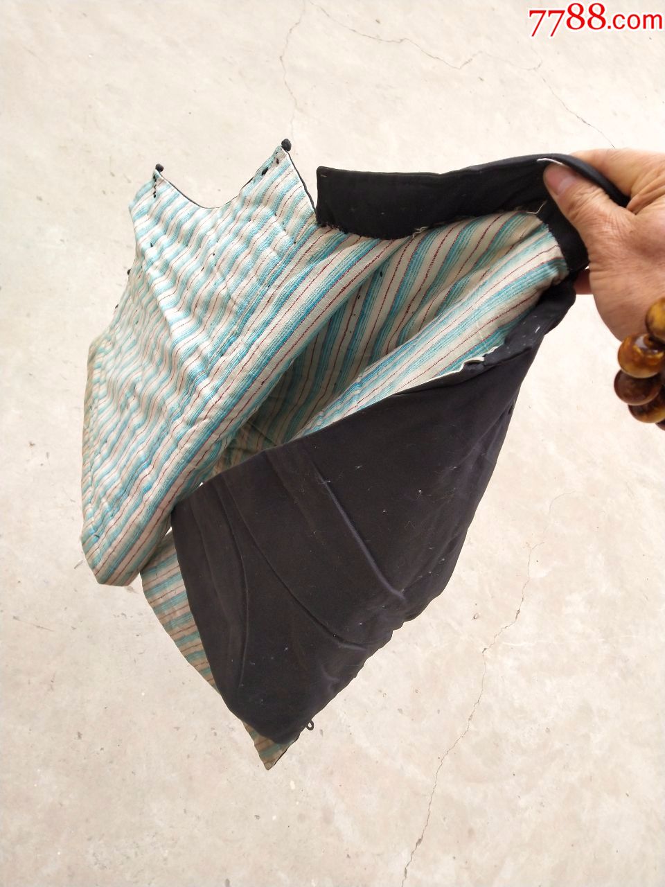 旧衣服;老式样棉衣上衣棉袄咖啡色145厘米*60厘米