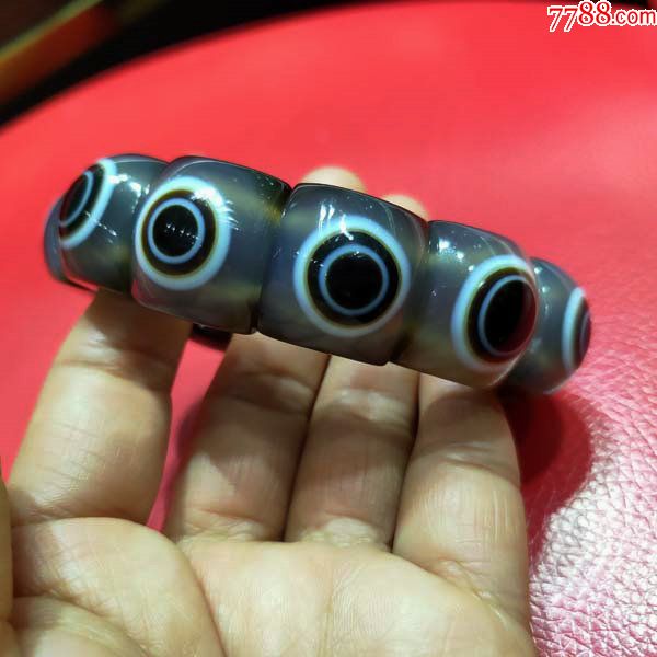 玛瑙眼睛手串