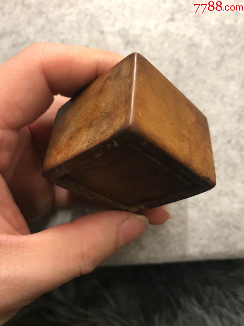 清代黄杨木压宝盒整块黄杨木雕刻的玩具赌具类用品