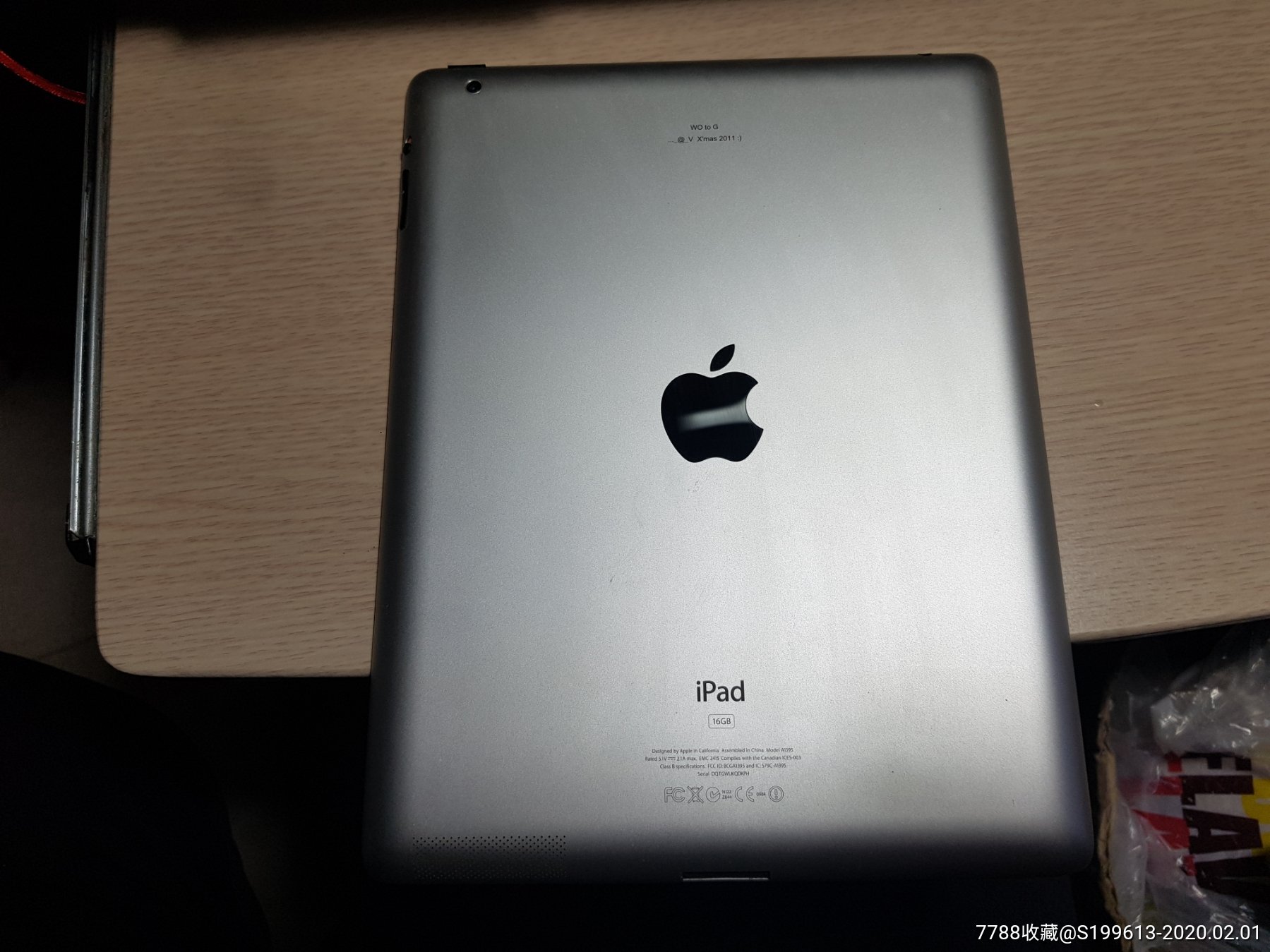 85新,苹果ipad2(16g)平板电脑,边角有磕,开机键不能锁屏