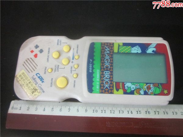 上世纪80-90年代老式掌上游戏机童年回忆~老式游戏机.