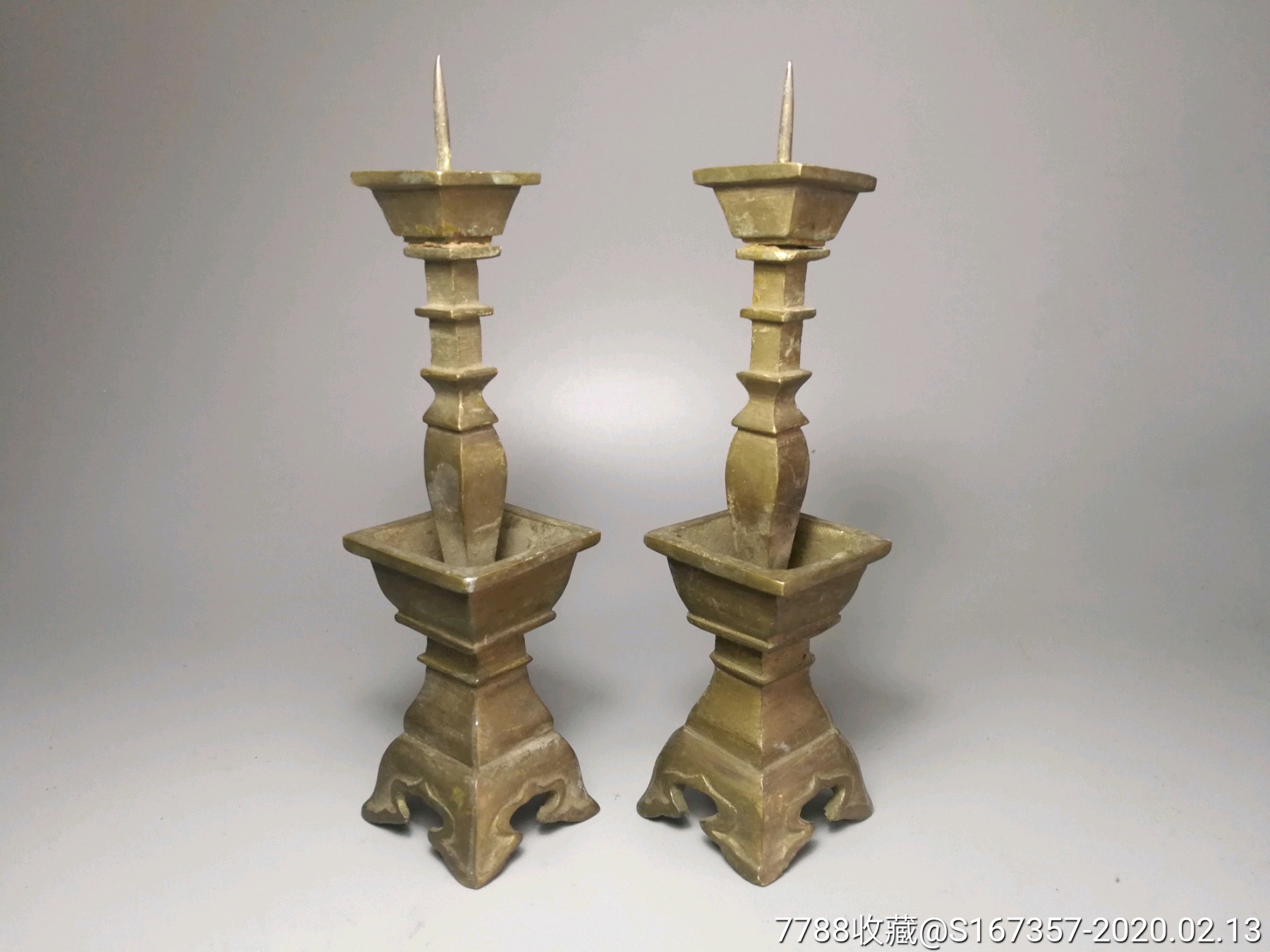 全品素雅铜烛台一对