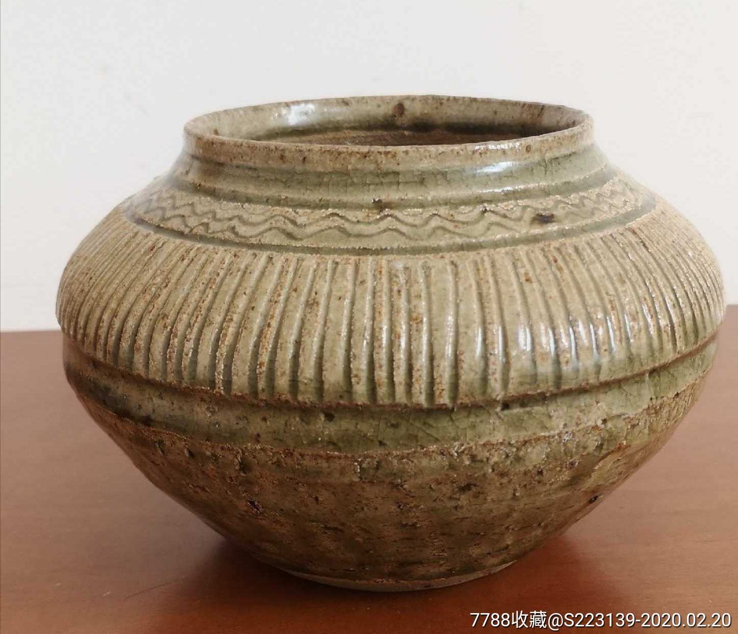 包老保真北宋龙泉窑波浪釉大罐,已鉴定
