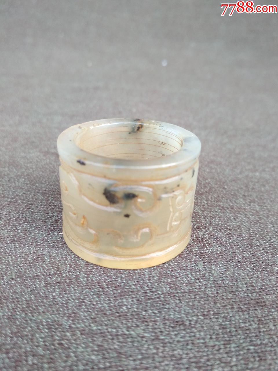 带工玉扳指