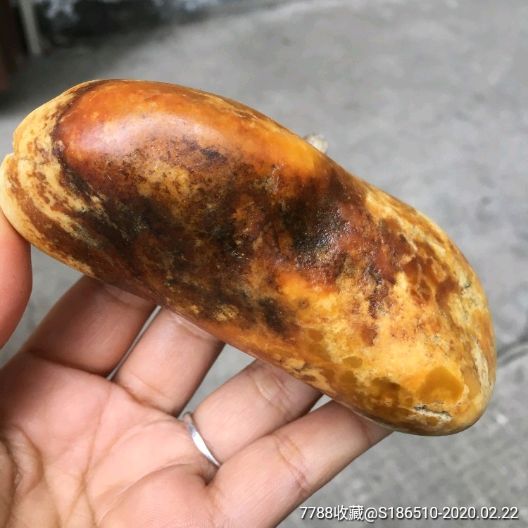 天然新疆和田玉黄沁石包玉籽料原石玉器把件可雕刻可把玩