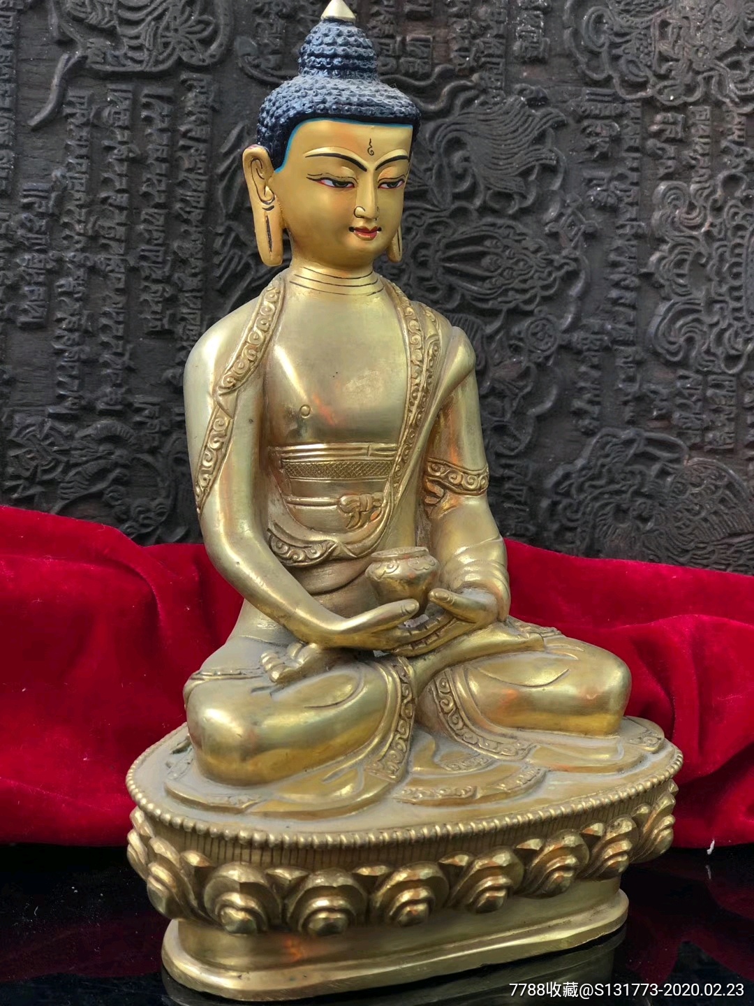 藏传佛像释迦牟尼佛