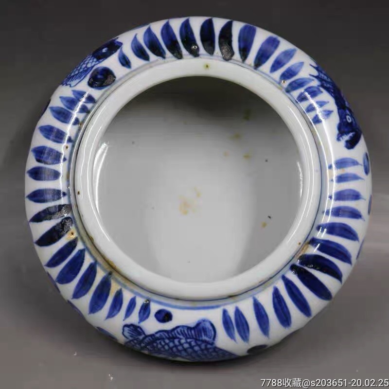 明永乐青花鱼澡纹水洗瓷器古董古玩文房摆件家居装饰小烟灰缸
