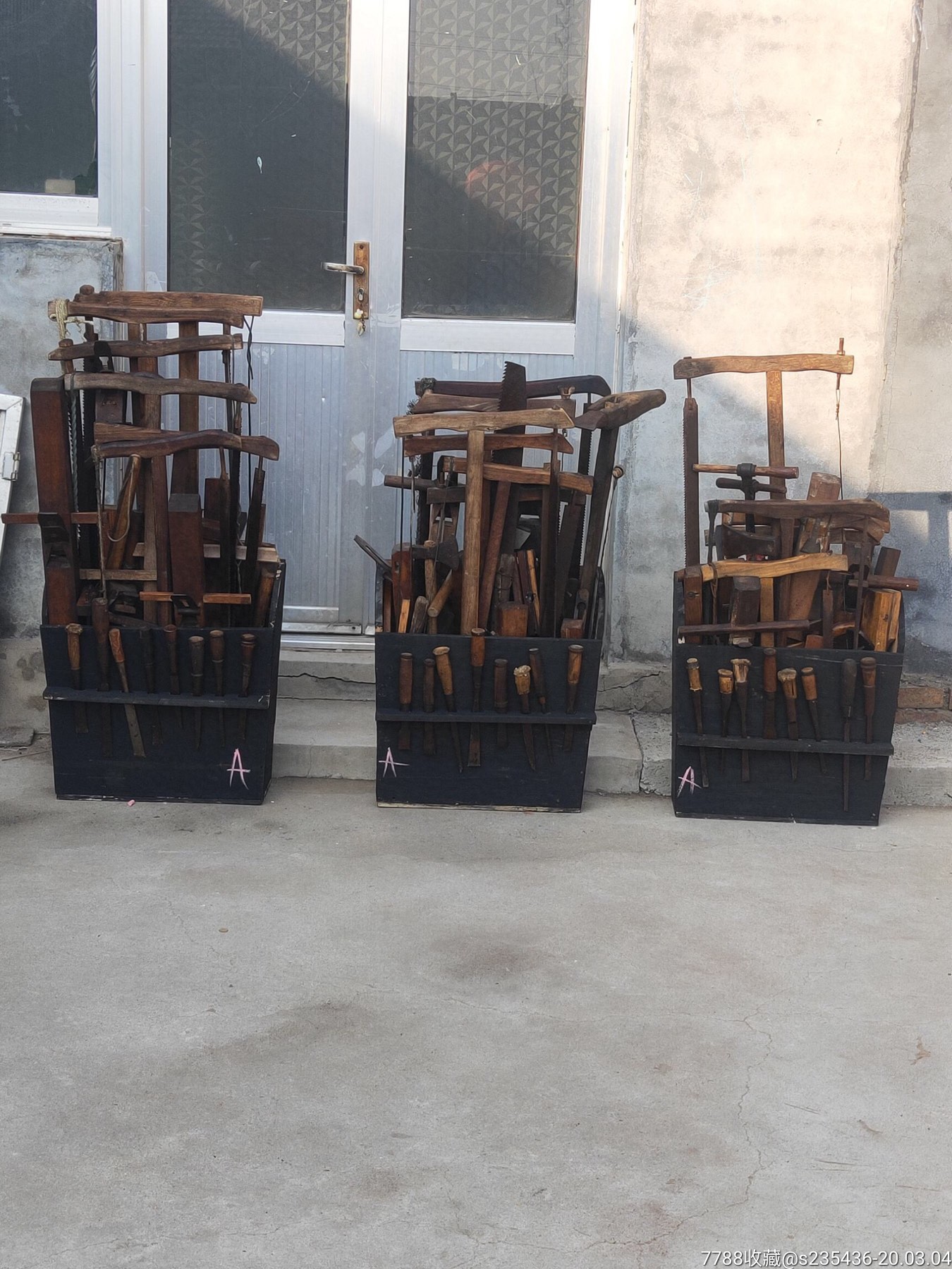 鲁班木匠工具108件,品相一流,件件能用,,含各型号锯,凿,锛,刨,大件