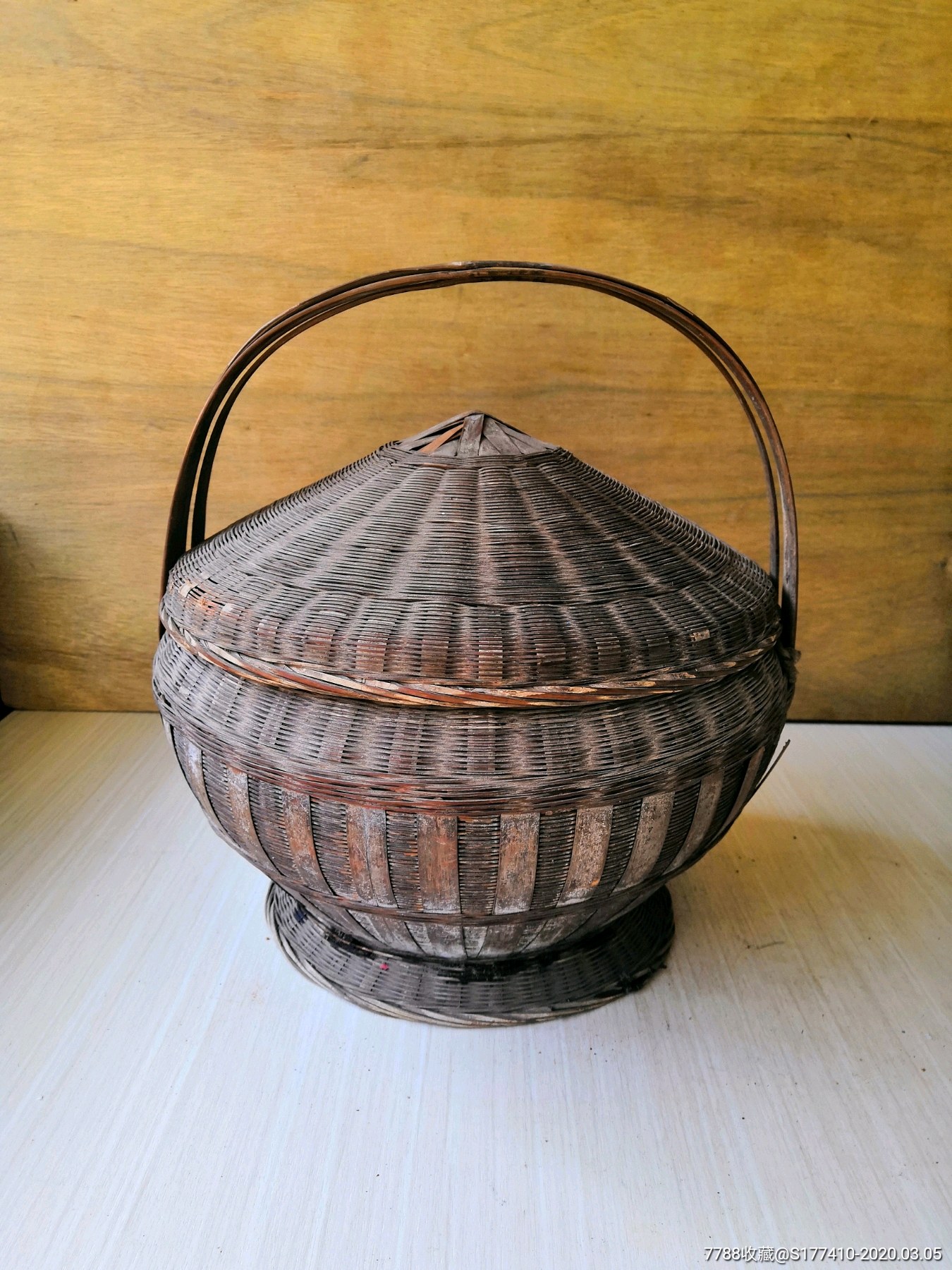 竹编手提篮