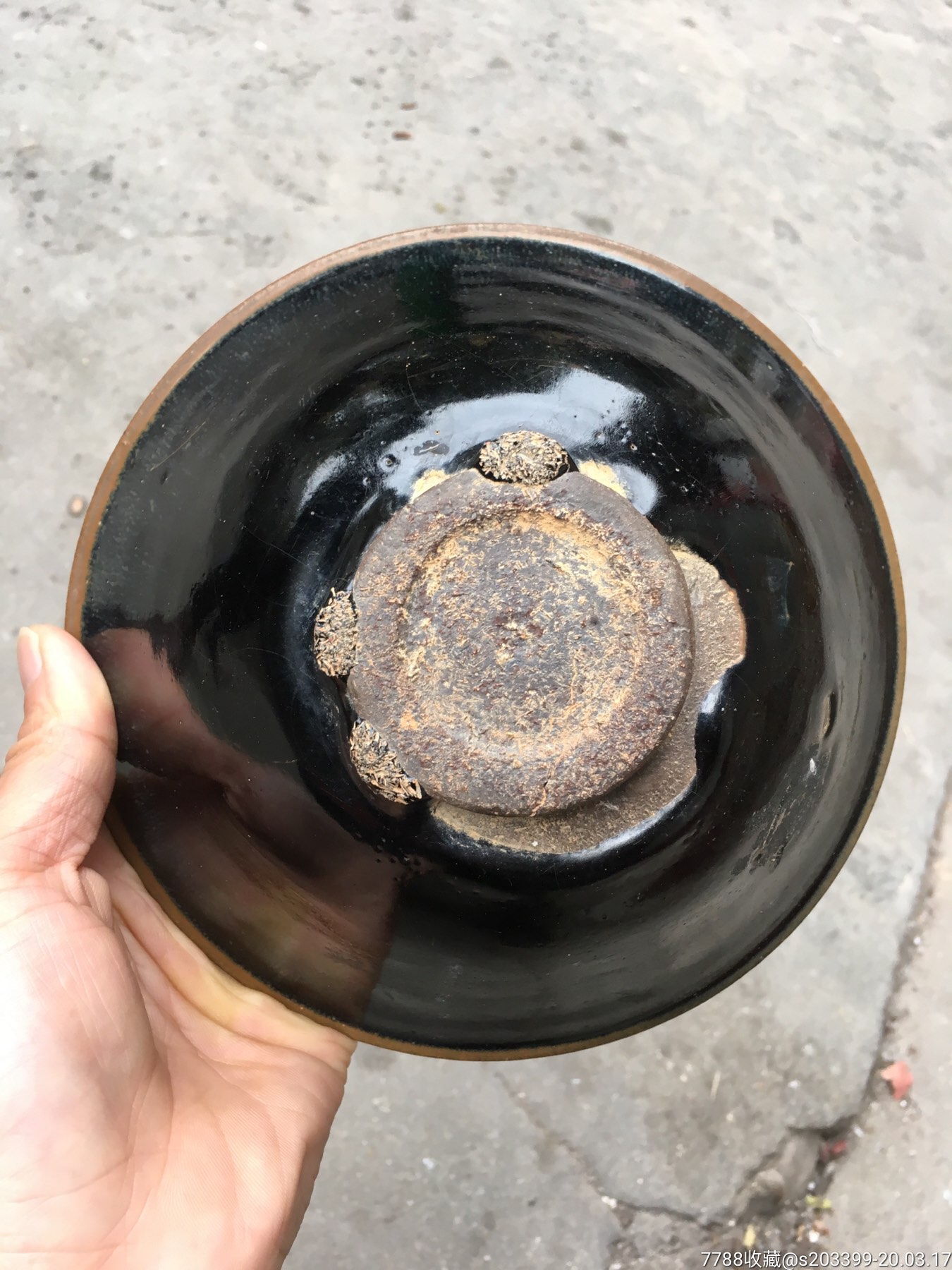 建窑乌金釉大斗笠碗