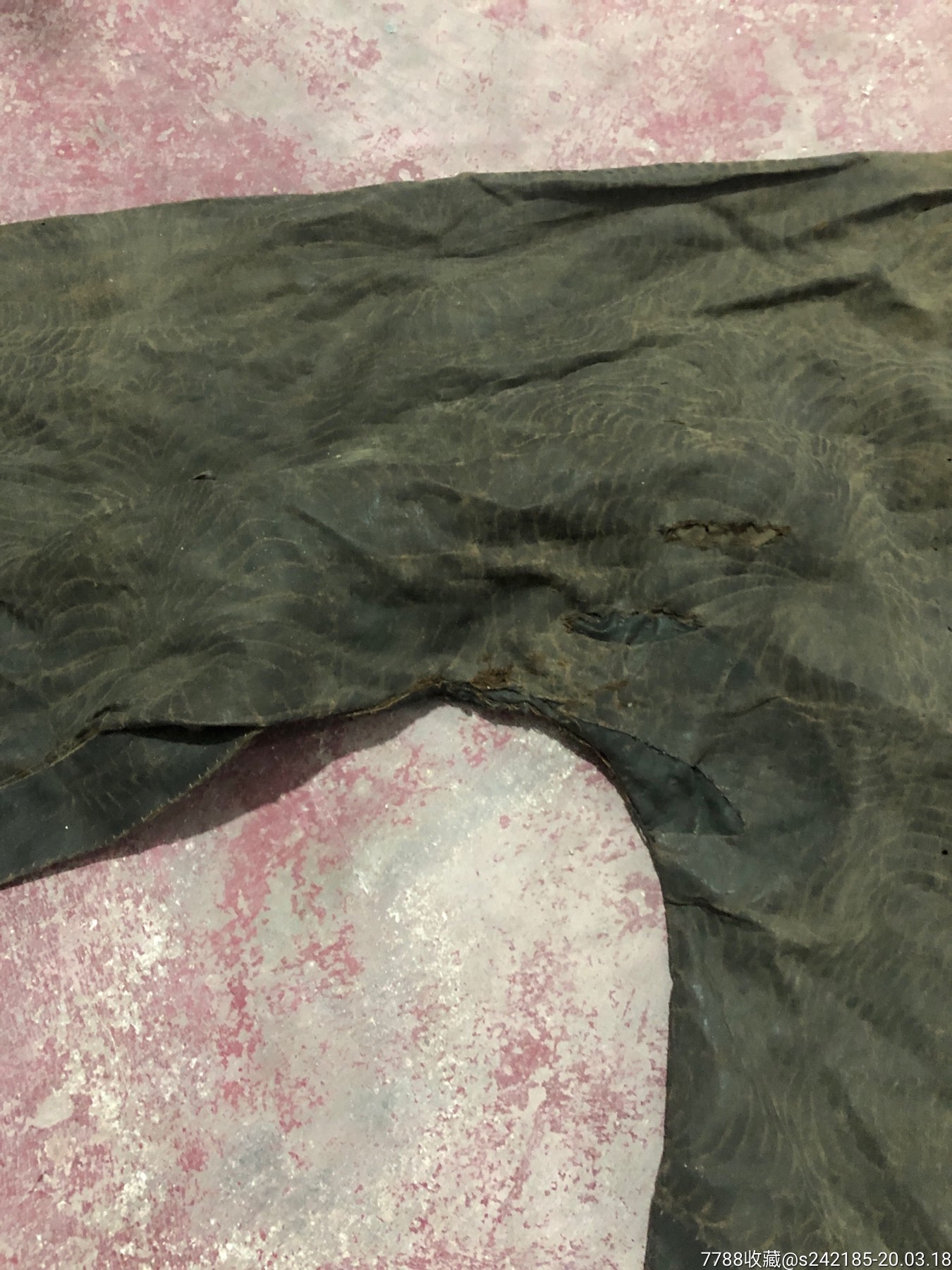 少见面料的破衣服