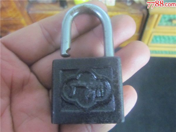 上世纪7080年代广东东升牌老铁锁老锁老物件无钥匙