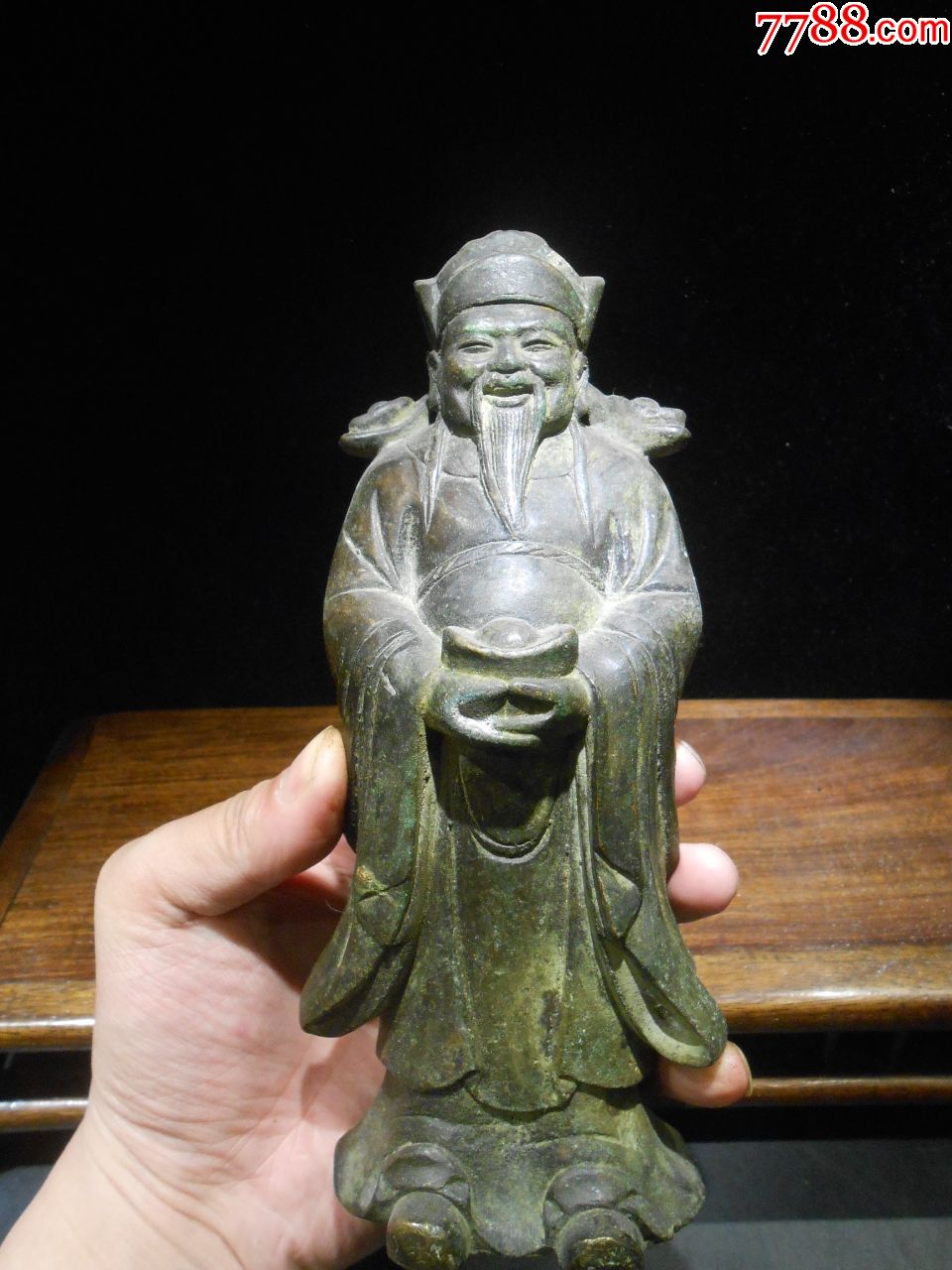 铜铸财神像一尊,财神面带微笑,和善施财,高20cm,底价结缘