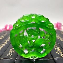 高冰帝王绿翡翠挂件
