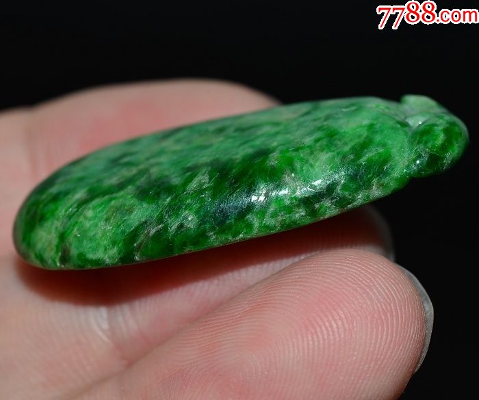 收藏几十年清代漂亮满绿干青老坑种翡翠长寿万福随身保佑平安坠