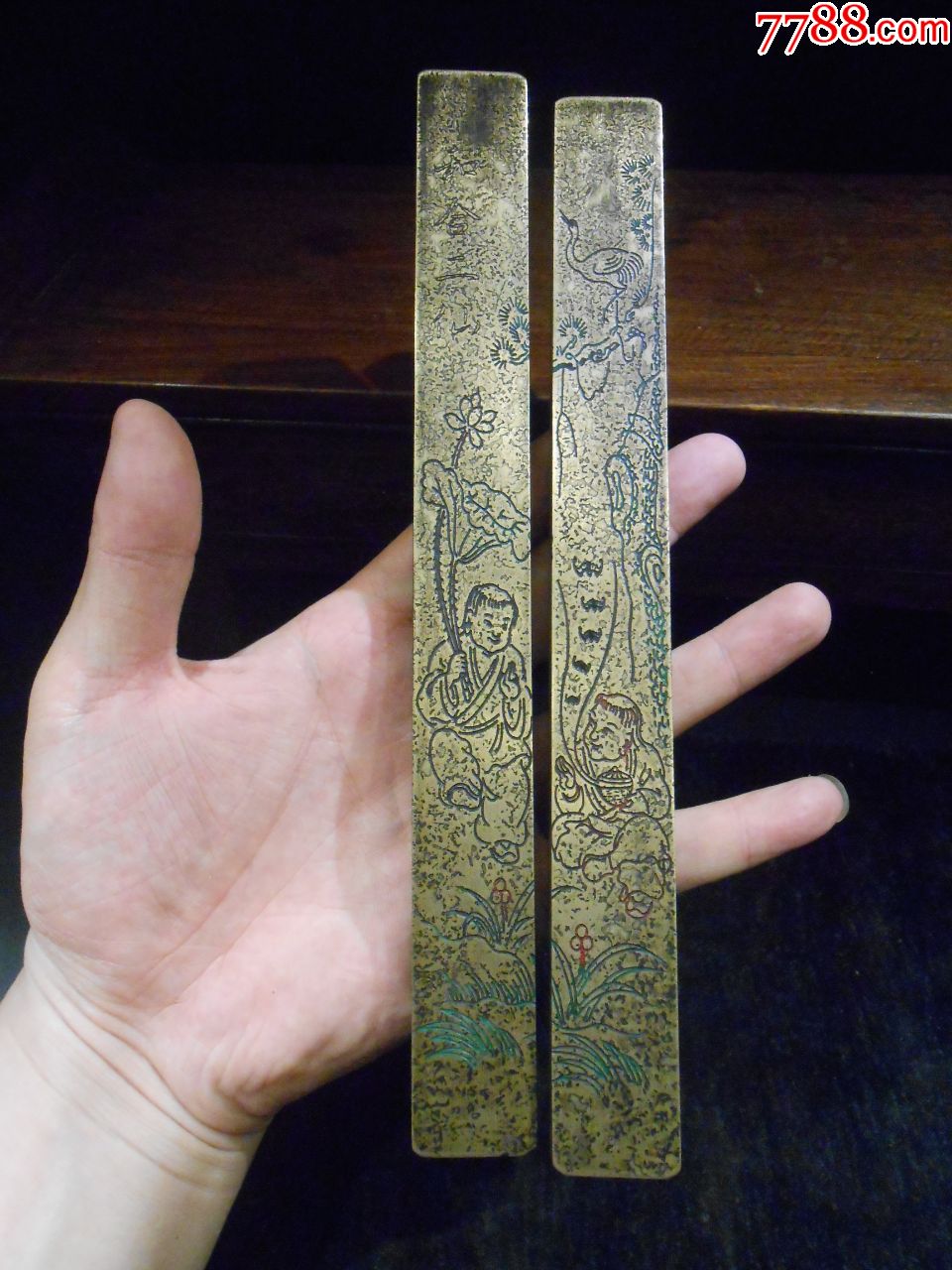 云啸堂老镇尺一对,描彩錾字"和合二仙",錾画"和合二仙