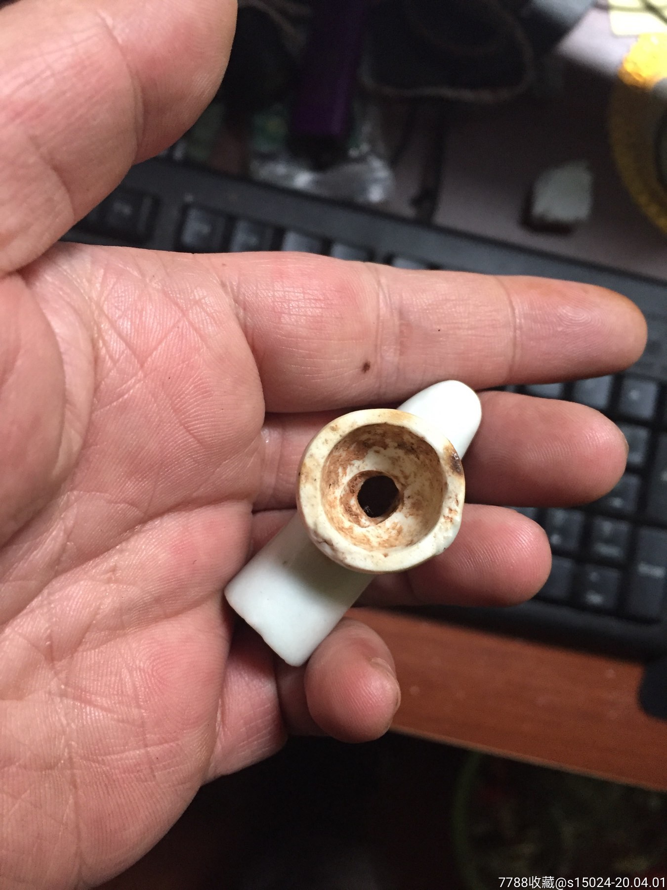 明代飞天青花烟嘴
