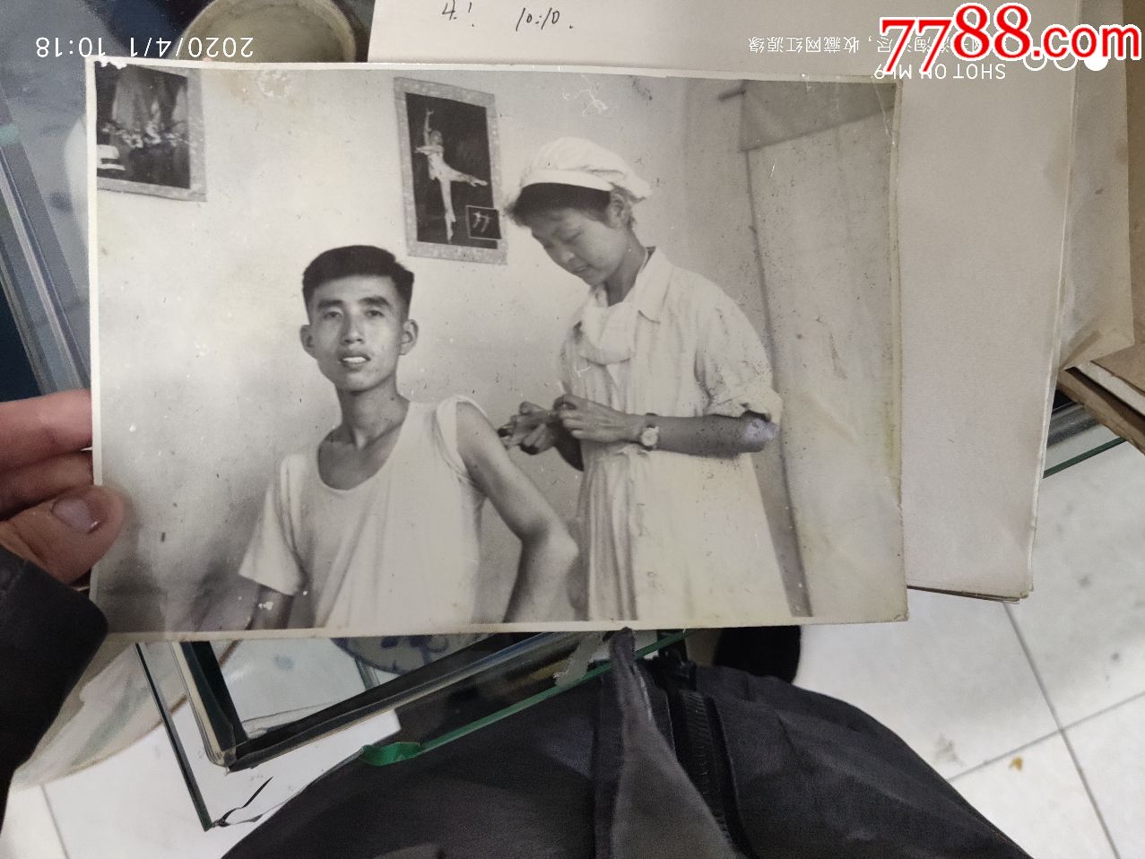 70年代医生打针照片