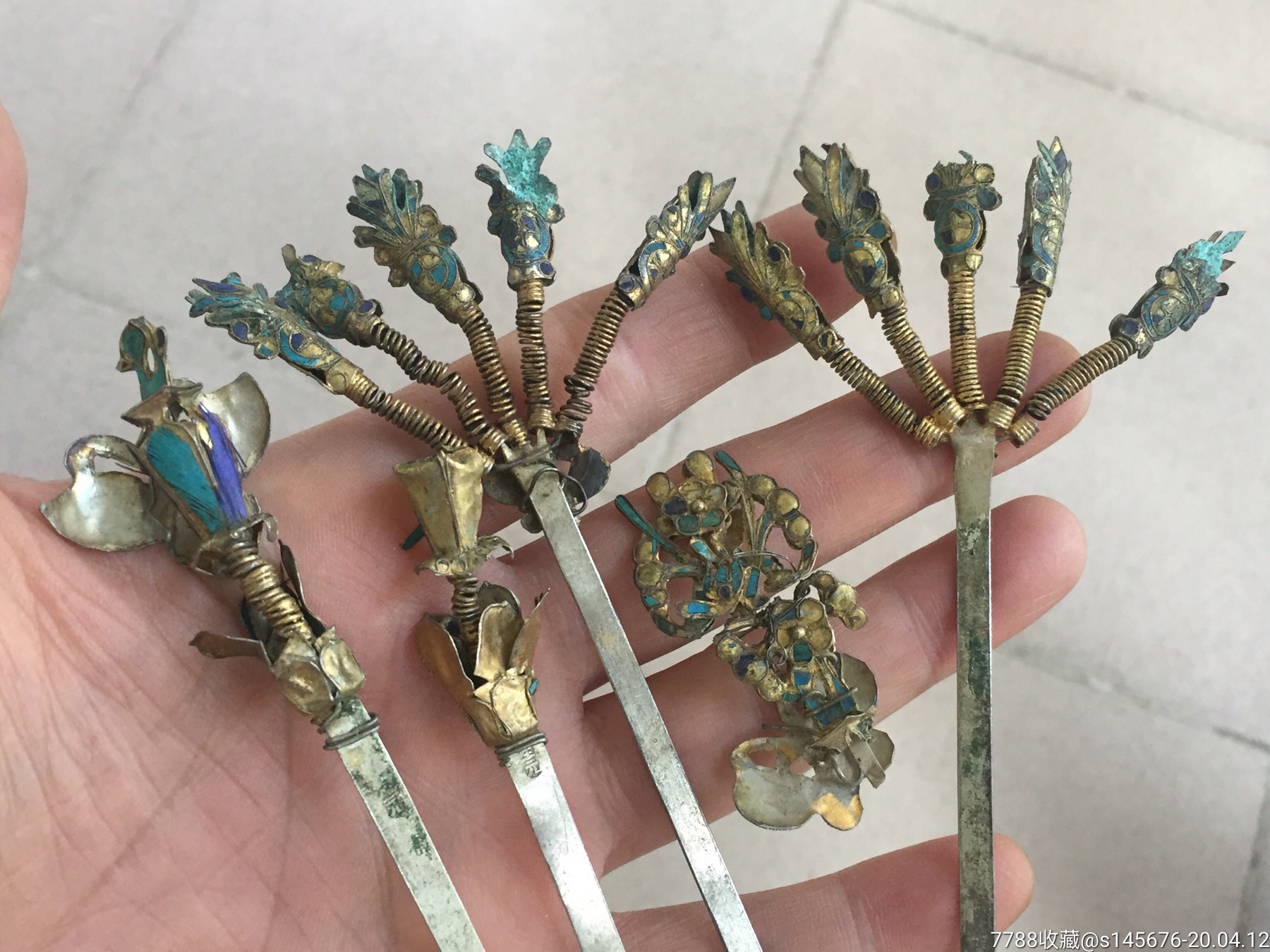 点翠老银步摇钗四支