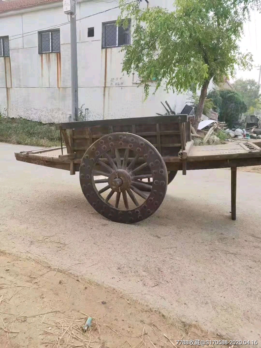 清代老马车一辆,保存完好,工艺精美,影视道具.旅游景点摆放佳品!