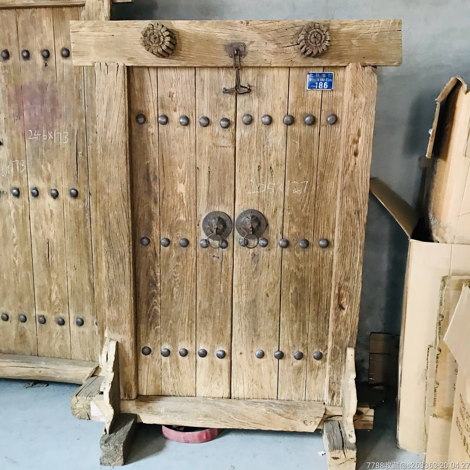 明清带铁艺老榆木风化带框木门