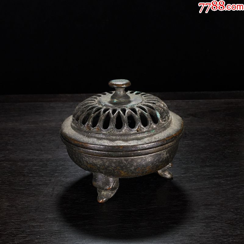 清仿大明宣德炉三兽足圆形网盖香炉包浆浑厚做工精细文房熏香铜器