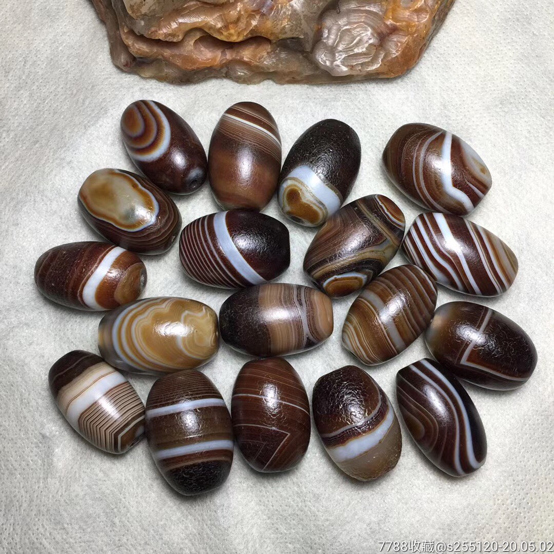 精品天然缠丝玛瑙枣珠