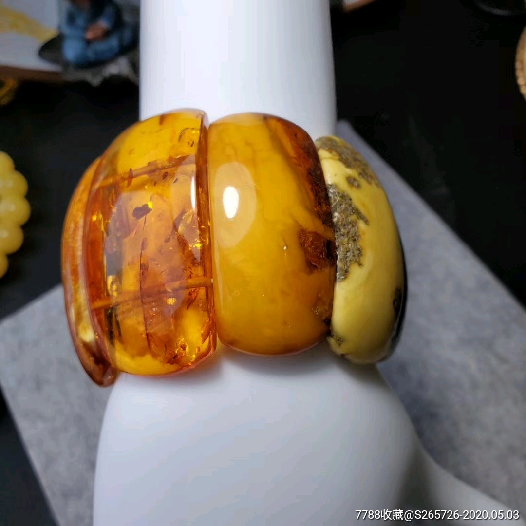 俄罗斯蜜蜡老蜡手牌